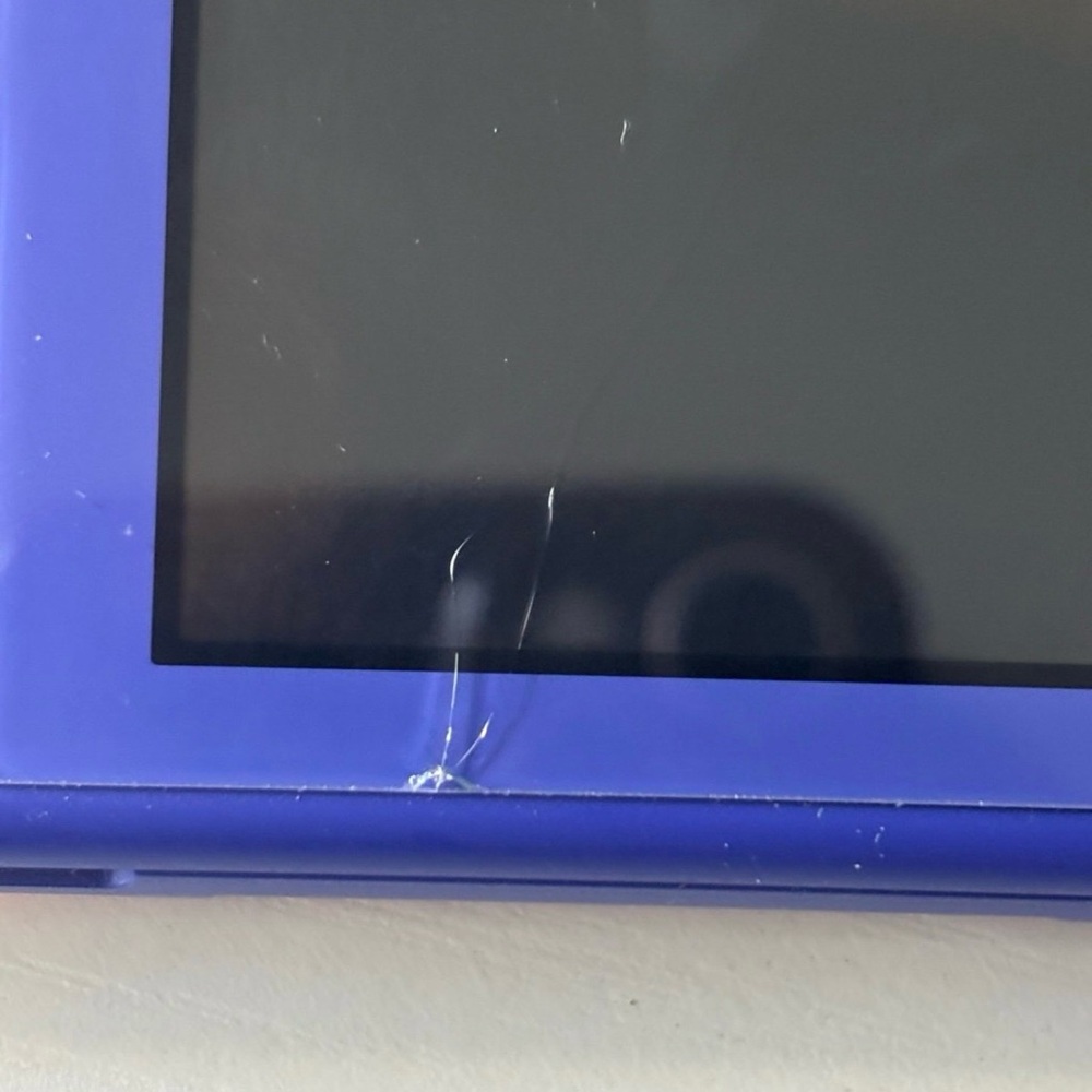 Nintendo Handheld Console - Deep Blue - Picture 3 of 4